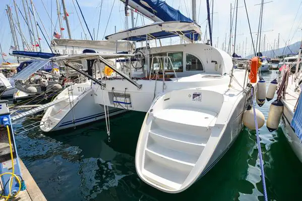 charter sailboat gocek