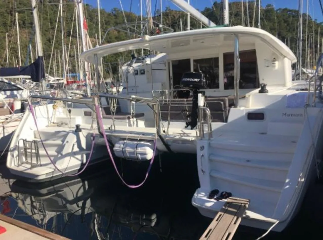 charter sailboat gocek