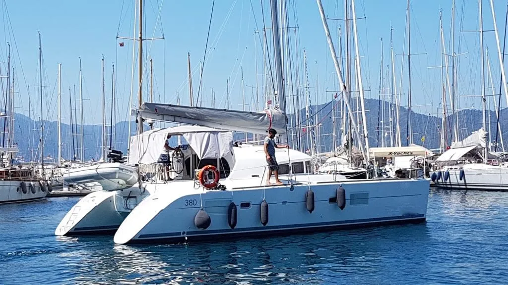 charter sailboat gocek