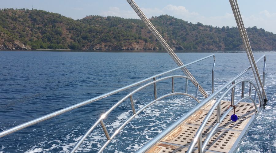 Kayalar Günlük Gezi Teknesi