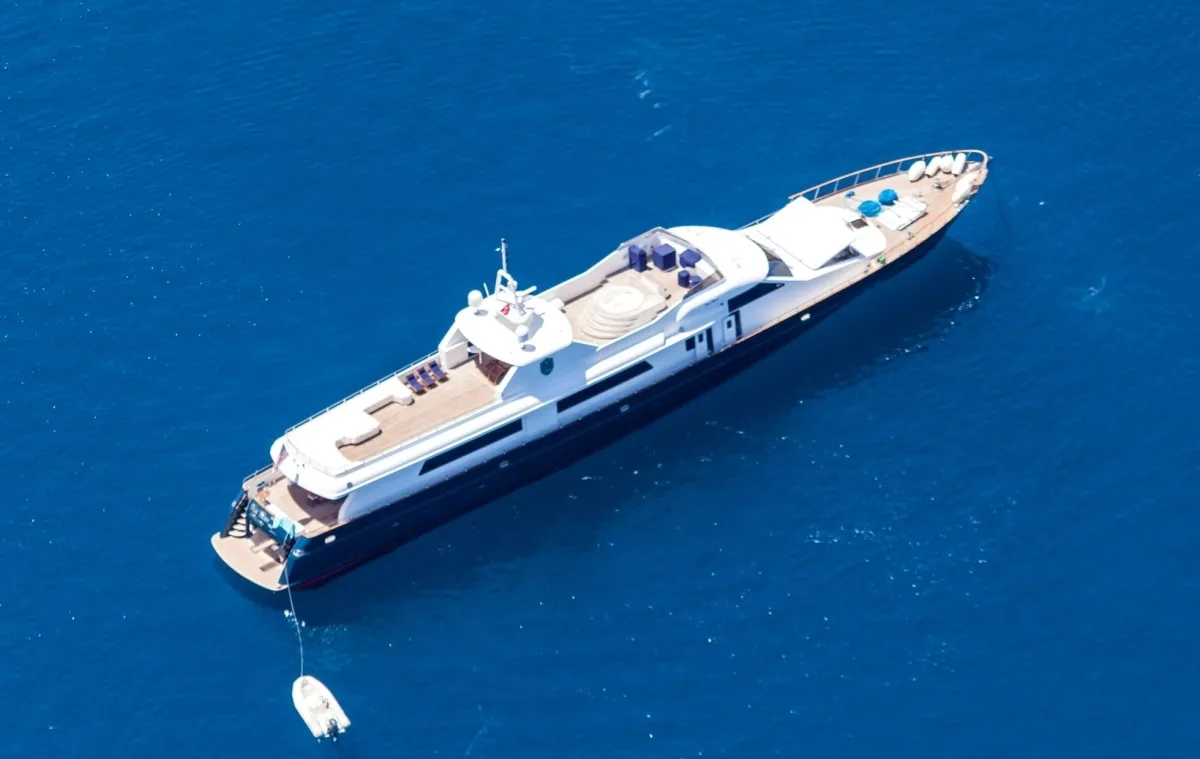 Lüx Motoryacht