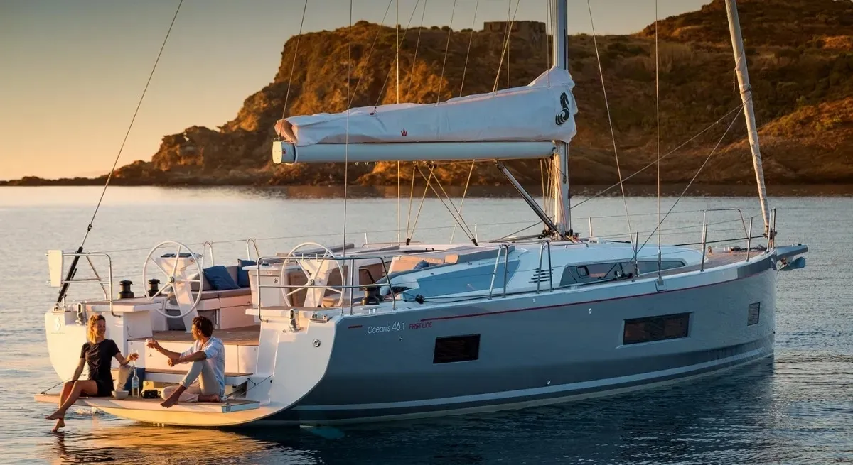 Oceanis 46.1 / Outside View